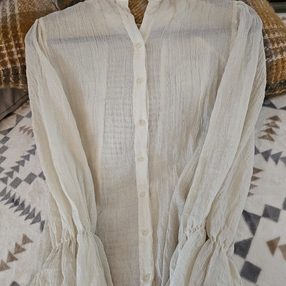 RUFFLED BLOUSE SUNDANCE CATOLOG EXCELLENT CONDITION - Picture 6 of 8